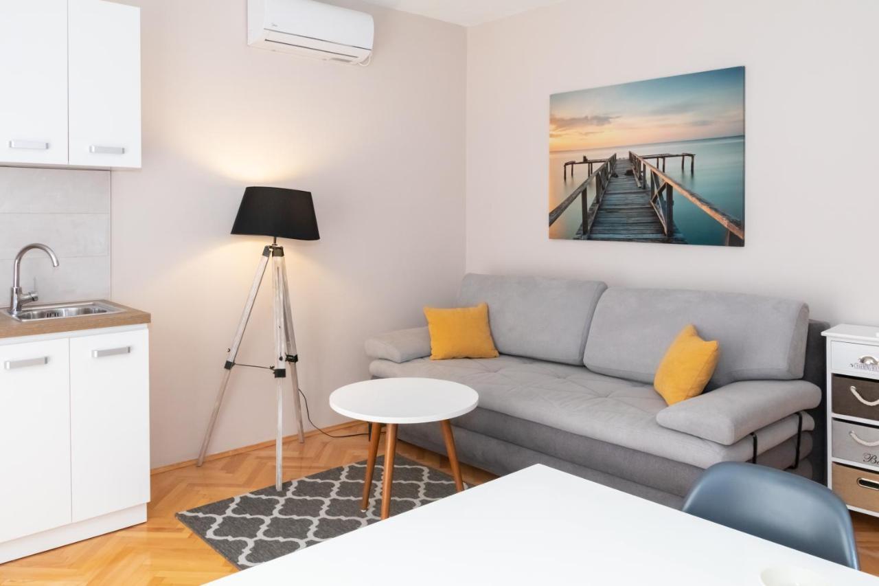 Cozy Studio Vanja Vodice Apartamento Exterior foto